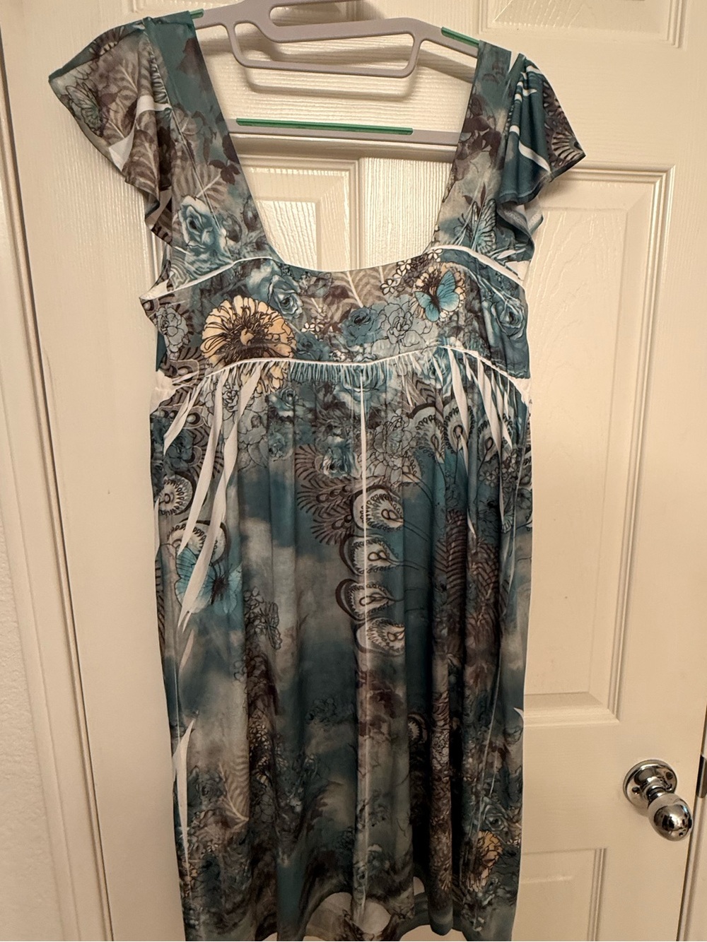 Isabella Rodriguez Blue and Cream Floral Print Dress